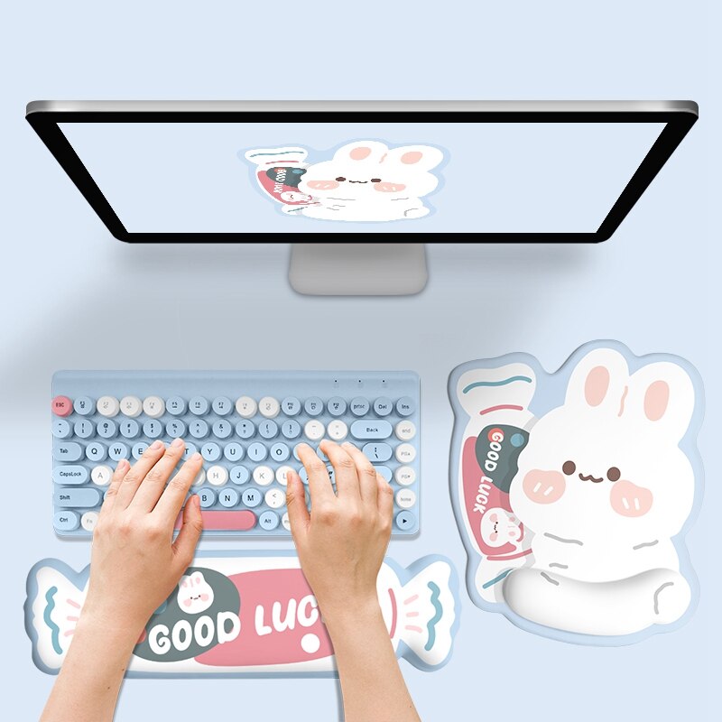 Good Luck Rabbit Mousepad Rest