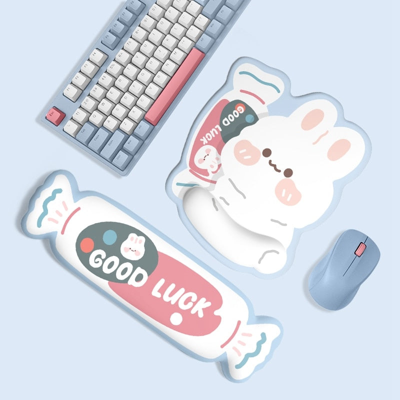 Good Luck Rabbit Mousepad Rest