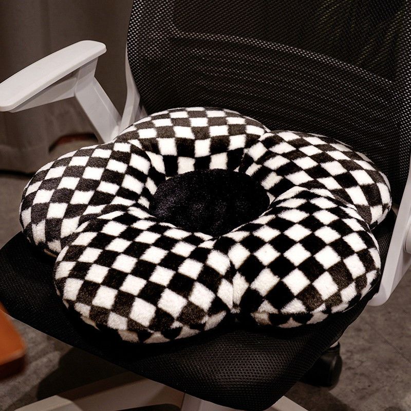 Checkerboard Flower Cushions